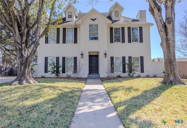 $669,500 | 303 Turtle Rock Drive, Victoria, TX 77904