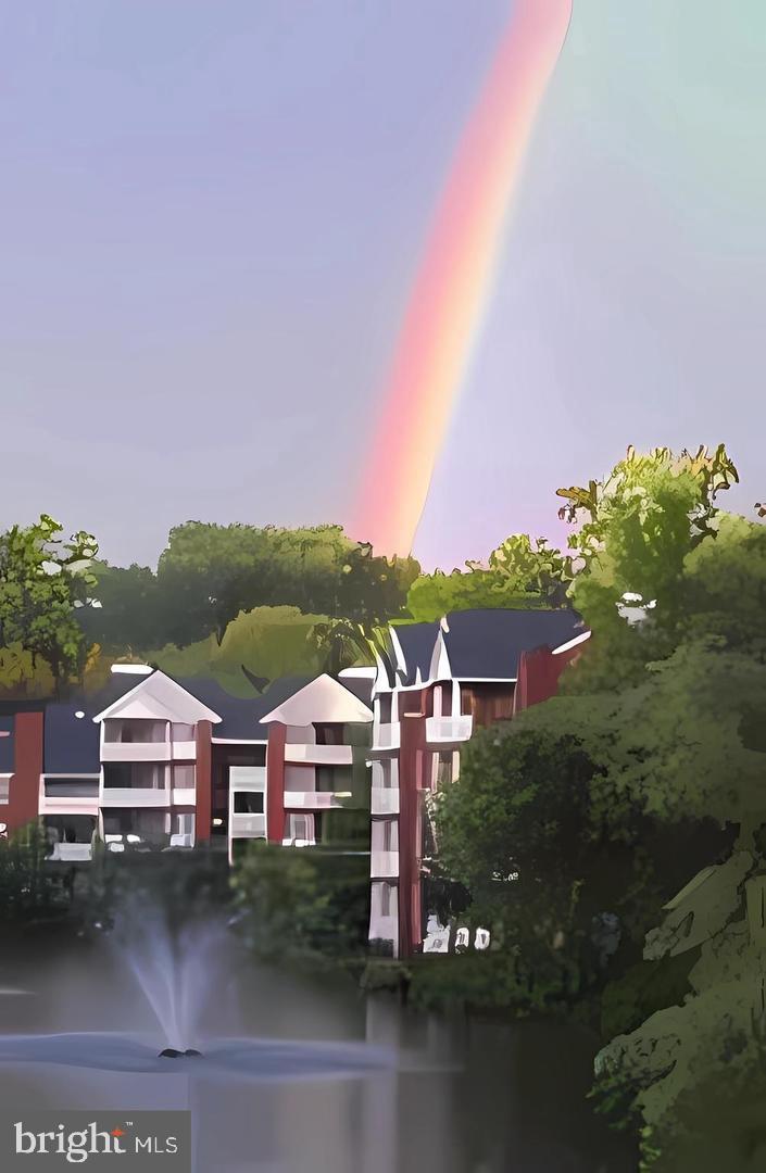3152 B Covewood Court Falls Church, VA 22042 - Photo 22 of 26 a balcony with residential houses and lake view