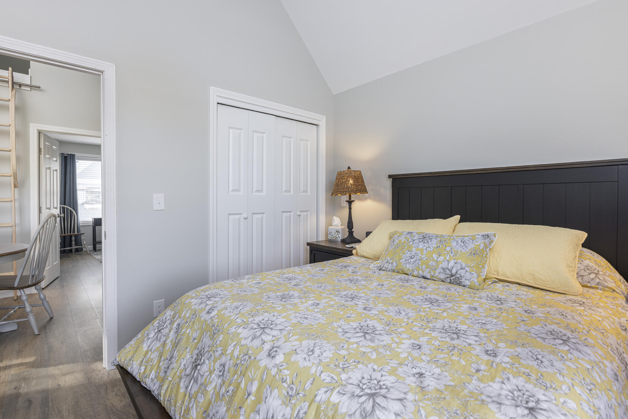 994 Portland Road, Unit 1 Saco, ME 04072 - Photo 12 of 27 994 Portland Rd._#1_009