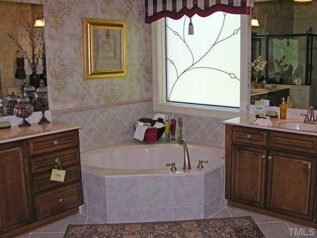 303 Brandywine Drive Raleigh, NC 27607 - Photo 11 of 24 Master Bath/Spa
