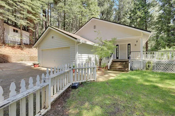 $480,000 | 6471 Mica Court, Pollock Pines, CA 95726