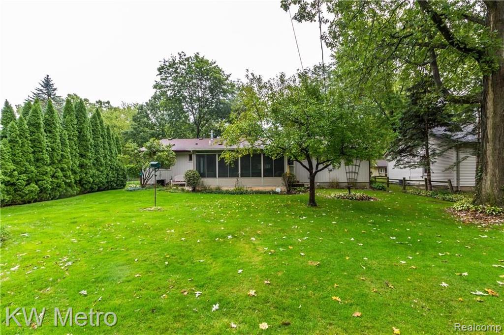 3526 Alida Avenue Rochester Hills, MI 48309 - Photo 21 of 22
