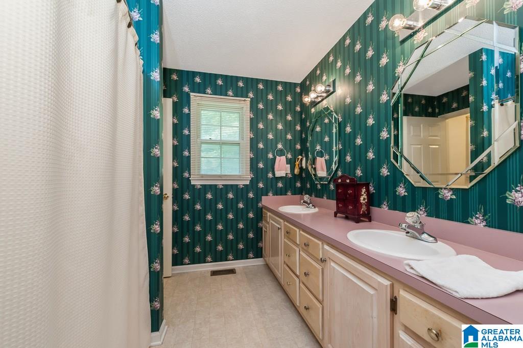 192 Milgray Lane Calera, AL 35040 - Photo 15 of 32