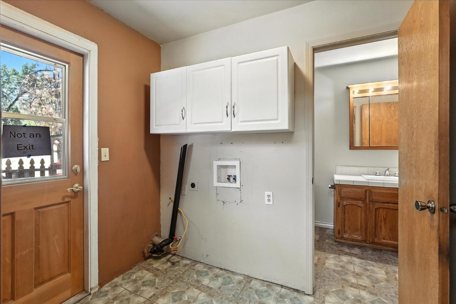 5783 Chowchilla Mountain Road Mariposa, CA 95338 - Photo 19 of 43 a view of a storage & utility room