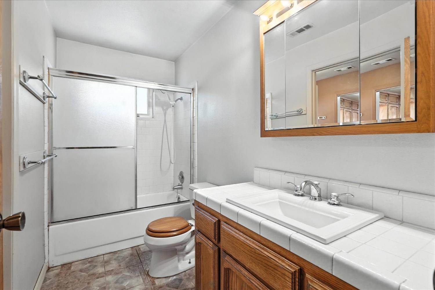 5783 Chowchilla Mountain Road Mariposa, CA 95338 - Photo 26 of 43 Hall Bathroom.