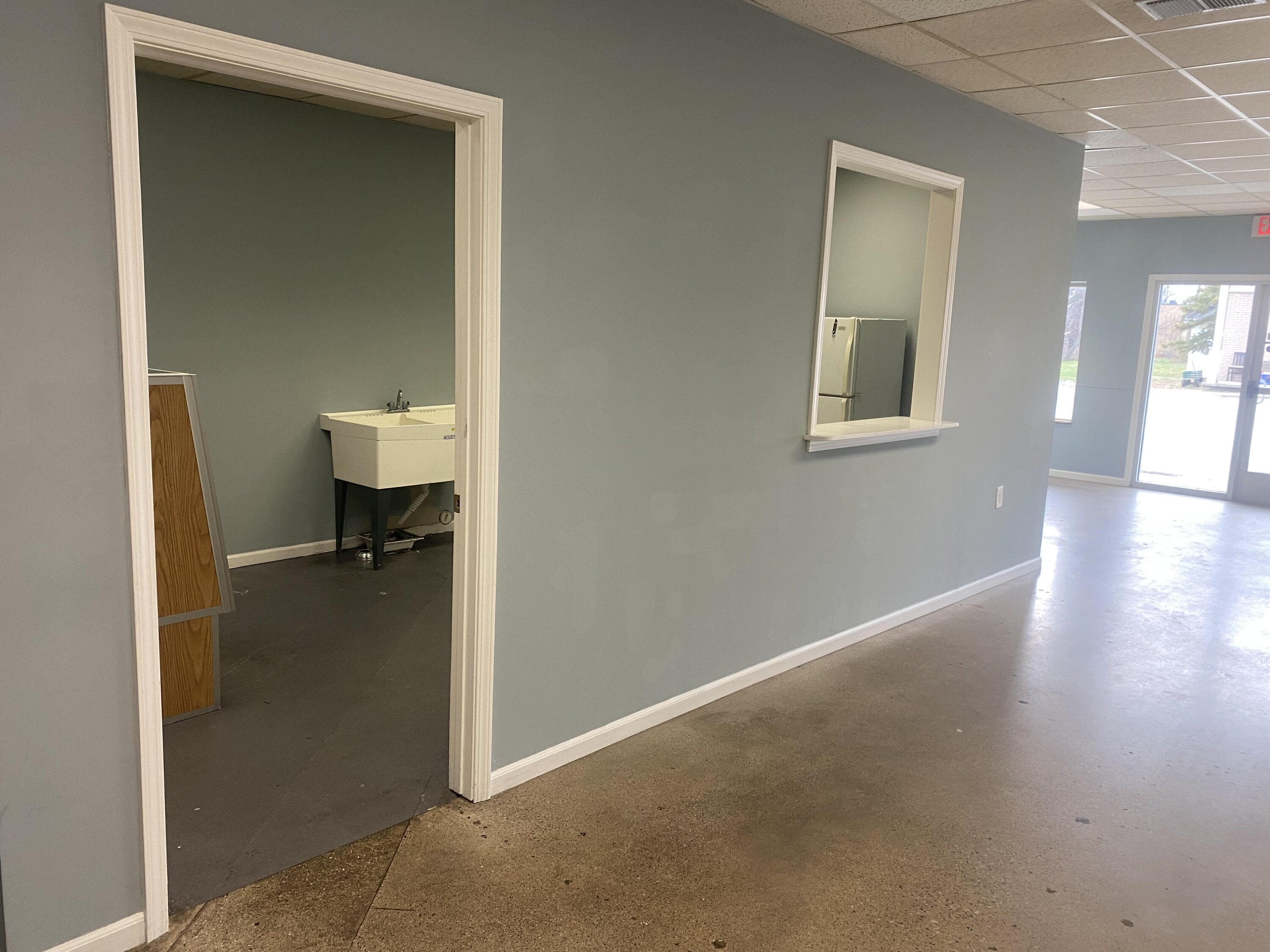 600 Riley Street Holland, MI 49424 - Photo 23 of 37 Front Suite