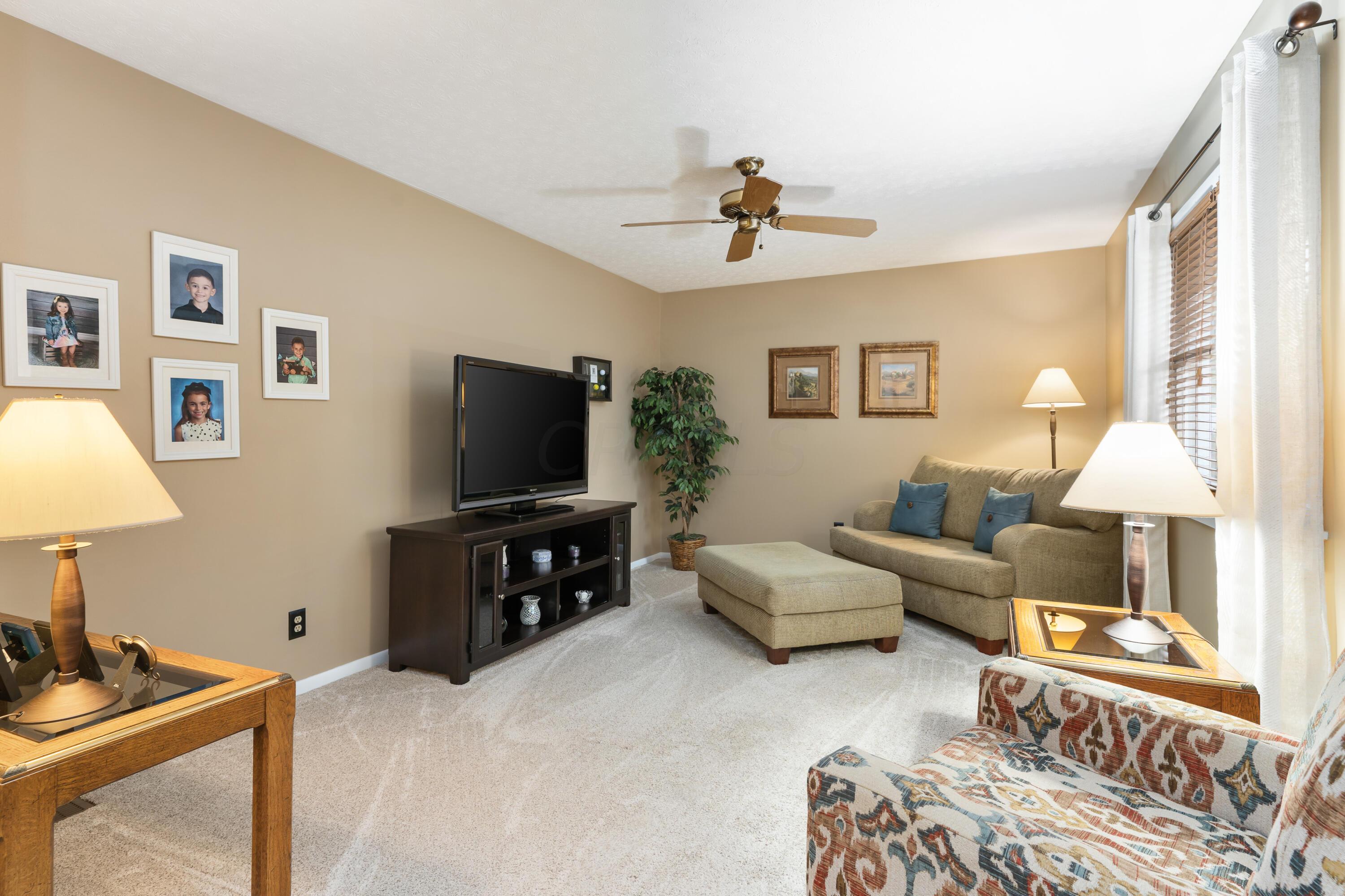 183 Fallis Road Columbus, OH 43214 - Photo 21 of 43 183 Fallis Road_MLS_21