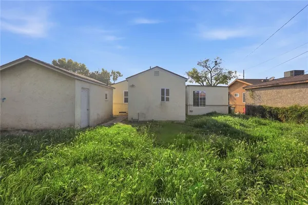 $639,900 | 2010 North Corlett Avenue, Los Angeles, CA 90059
