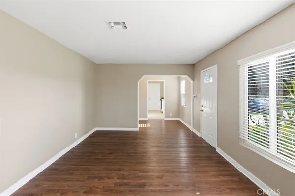 $639,900 | 2010 North Corlett Avenue, Los Angeles, CA 90059