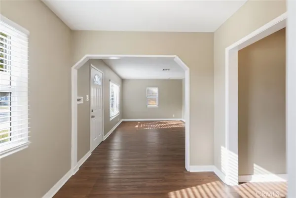 $639,900 | 2010 North Corlett Avenue, Los Angeles, CA 90059