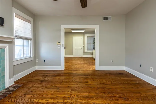 $1,450 | 384 Mulberry Street, Unit 203, Memphis, TN 38103