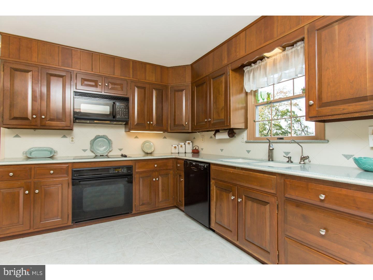 975 Jefferis Bridge Road West Chester, PA 19382 - Photo 10 of 25 Gallery Image 10