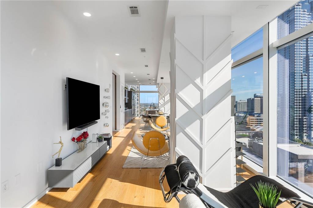 45 Ivan Allen Jr Boulevard Northwest, Unit 2505 Atlanta, GA 30308 - Photo 36 of 58