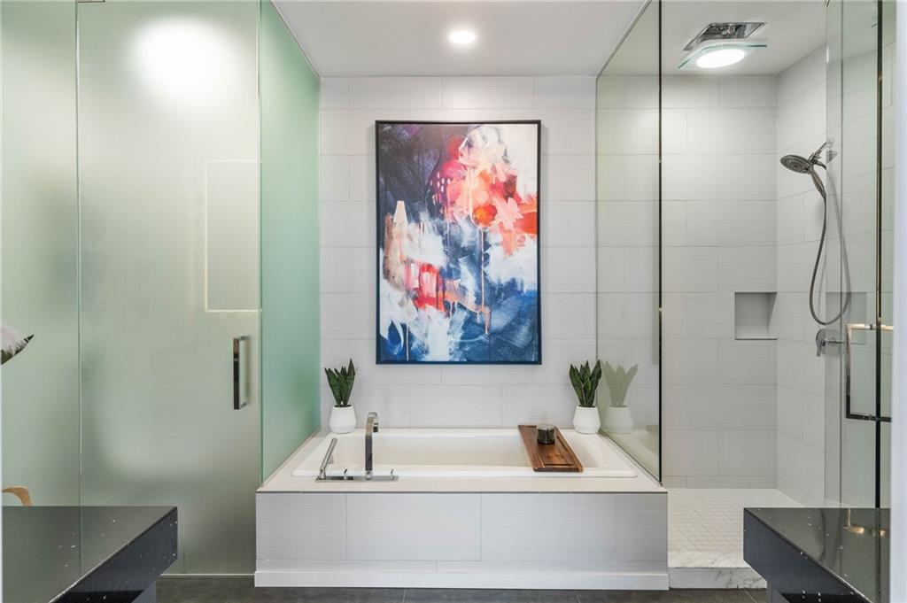 45 Ivan Allen Jr Boulevard Northwest, Unit 2505 Atlanta, GA 30308 - Photo 44 of 58