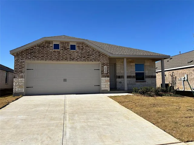 $1,695 | 2036 Derby Lane, Aubrey, TX 76227