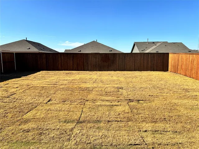 $1,695 | 2036 Derby Lane, Aubrey, TX 76227