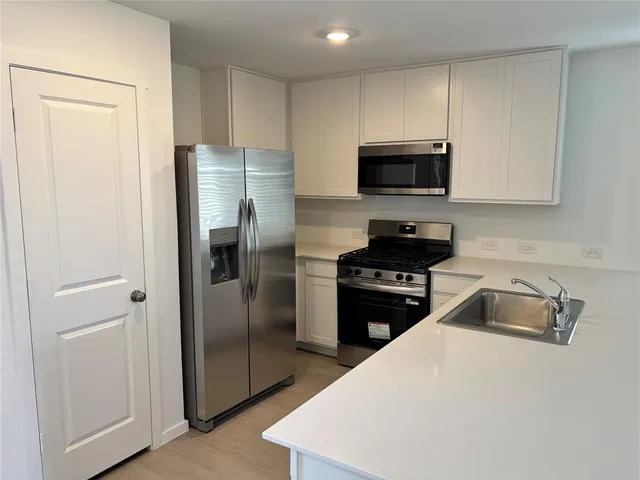 $1,695 | 2036 Derby Lane, Aubrey, TX 76227