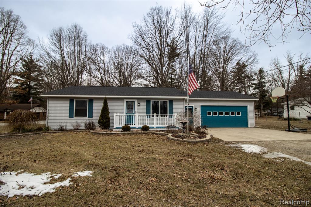 1819 East Burt Road Burt, MI 48417 - Photo 1 of 23