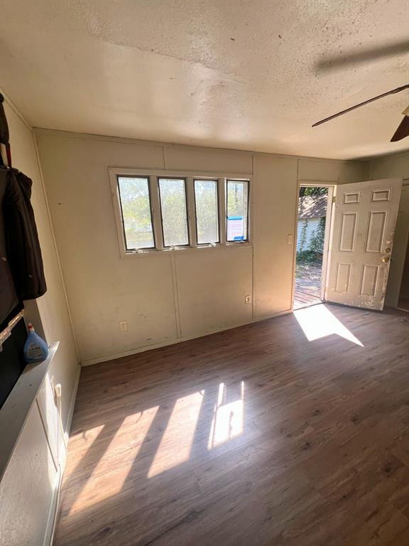 728 Ritchey Street Gainesville, TX 76240 - Photo 12 of 37