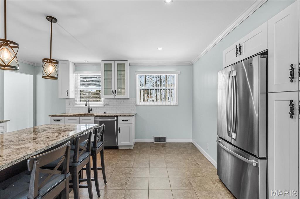 155 Susan Road St. Louis, MO 63129 - Photo 10 of 38