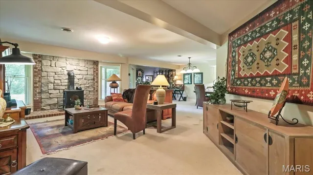 $798,000 | 7805 Westwood Drive, Houston, MO 65483