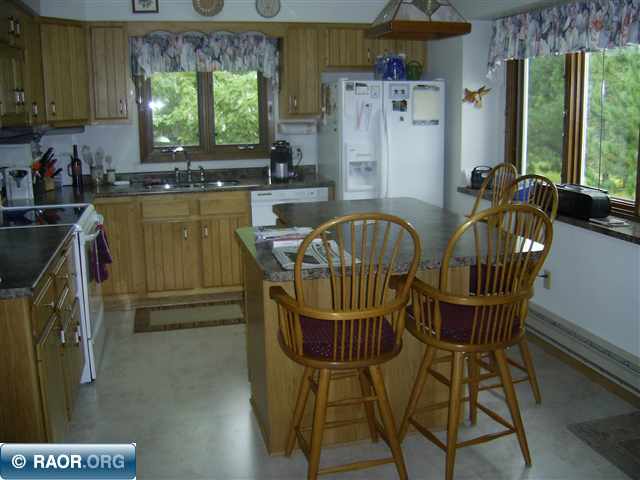 1008 Chestnut Street Virginia, MN 55792 - Photo 1 of 4