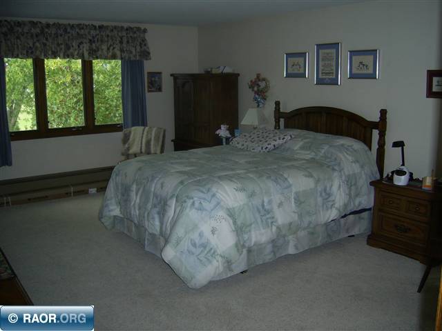 1008 Chestnut Street Virginia, MN 55792 - Photo 3 of 4