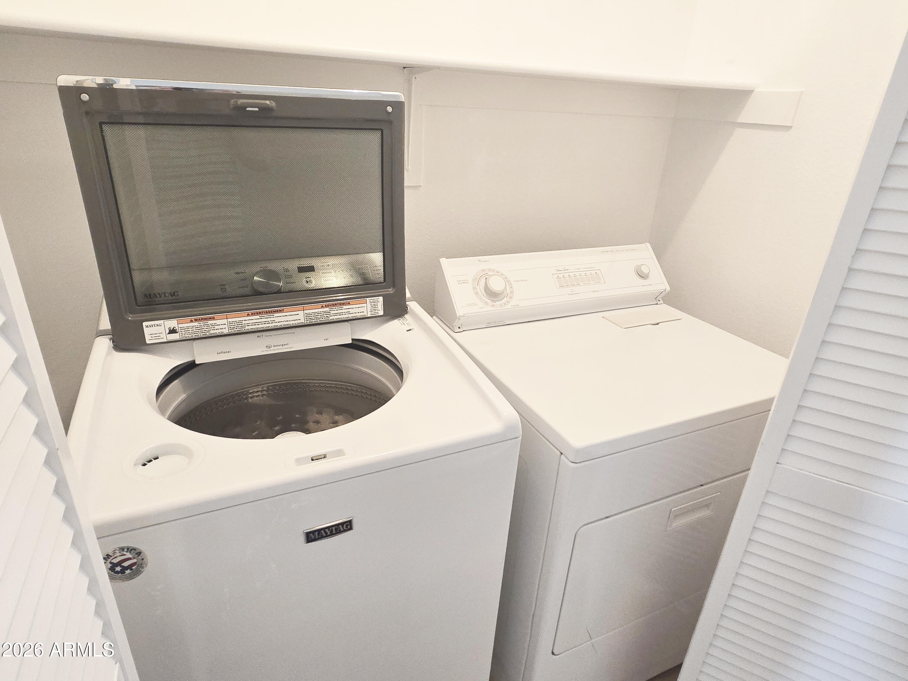 697 West Golden Street Gilbert, AZ 85233 - Photo 24 of 33 a utility room with dryer and washer