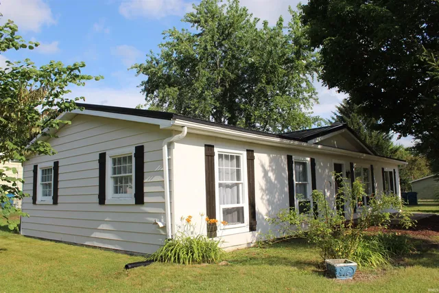 $176,900 | 308 Clyde Avenue, Angola, IN 46703