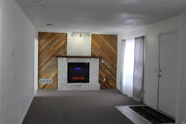 $176,900 | 308 Clyde Avenue, Angola, IN 46703