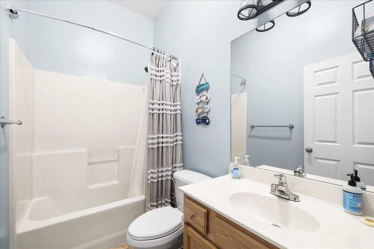 231 Somerset Bridge Road, Unit 1209 Santa Rosa Beach, FL 32459 - Photo 17 of 22 a bathroom with a sink toilet tub and shower
