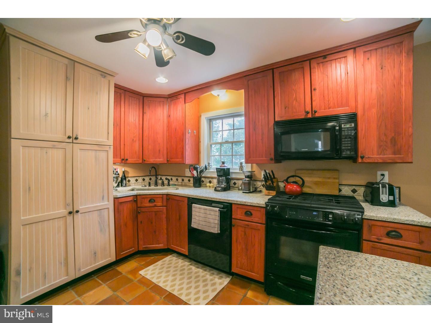 29 Moreland Road Paoli, PA 19301 - Photo 8 of 25 Gallery Image 8