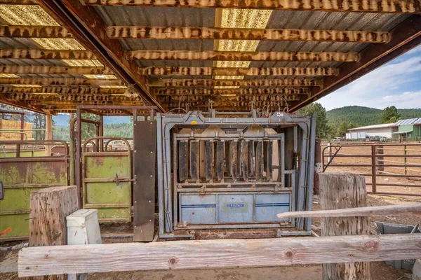 $8,500,000 | 1827 West Ball Mountain Little Shasta Road, Macdoel, CA 96058