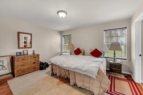 $8,500,000 | 1827 West Ball Mountain Little Shasta Road, Macdoel, CA 96058