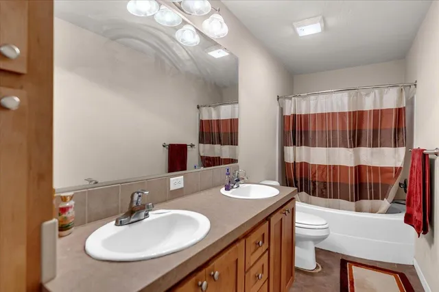 $8,500,000 | 1827 West Ball Mountain Little Shasta Road, Macdoel, CA 96058