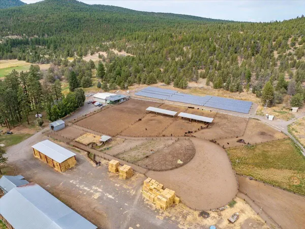 $8,500,000 | 1827 West Ball Mountain Little Shasta Road, Macdoel, CA 96058