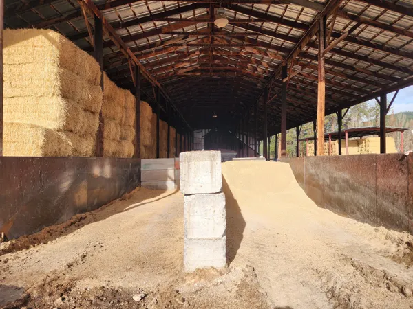 $8,500,000 | 1827 West Ball Mountain Little Shasta Road, Macdoel, CA 96058