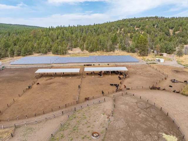 $8,500,000 | 1827 West Ball Mountain Little Shasta Road, Macdoel, CA 96058