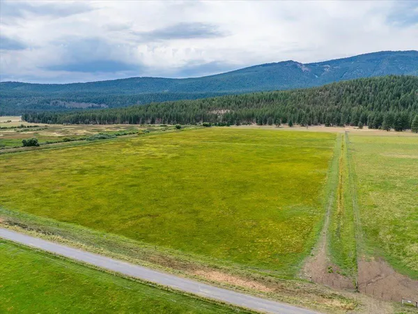 $8,500,000 | 1827 West Ball Mountain Little Shasta Road, Macdoel, CA 96058