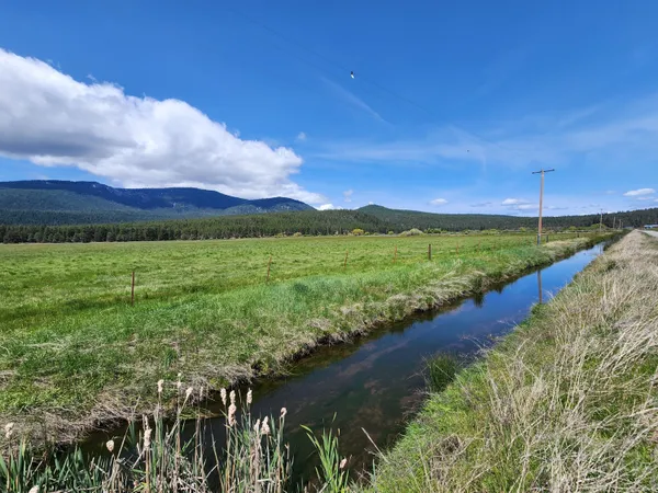 $8,500,000 | 1827 West Ball Mountain Little Shasta Road, Macdoel, CA 96058