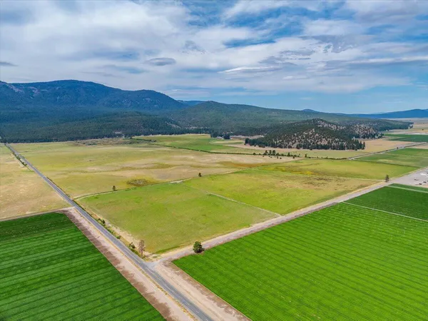 $8,500,000 | 1827 West Ball Mountain Little Shasta Road, Macdoel, CA 96058