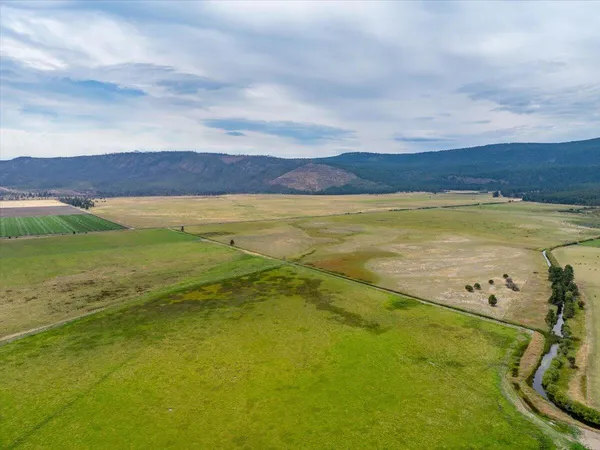 $8,500,000 | 1827 West Ball Mountain Little Shasta Road, Macdoel, CA 96058