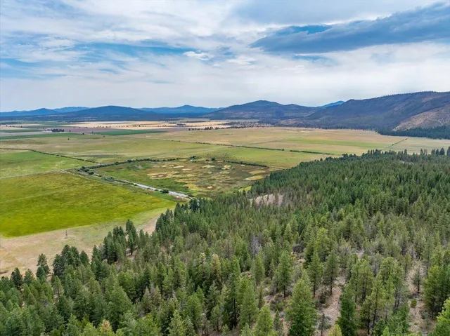 $8,500,000 | 1827 West Ball Mountain Little Shasta Road, Macdoel, CA 96058