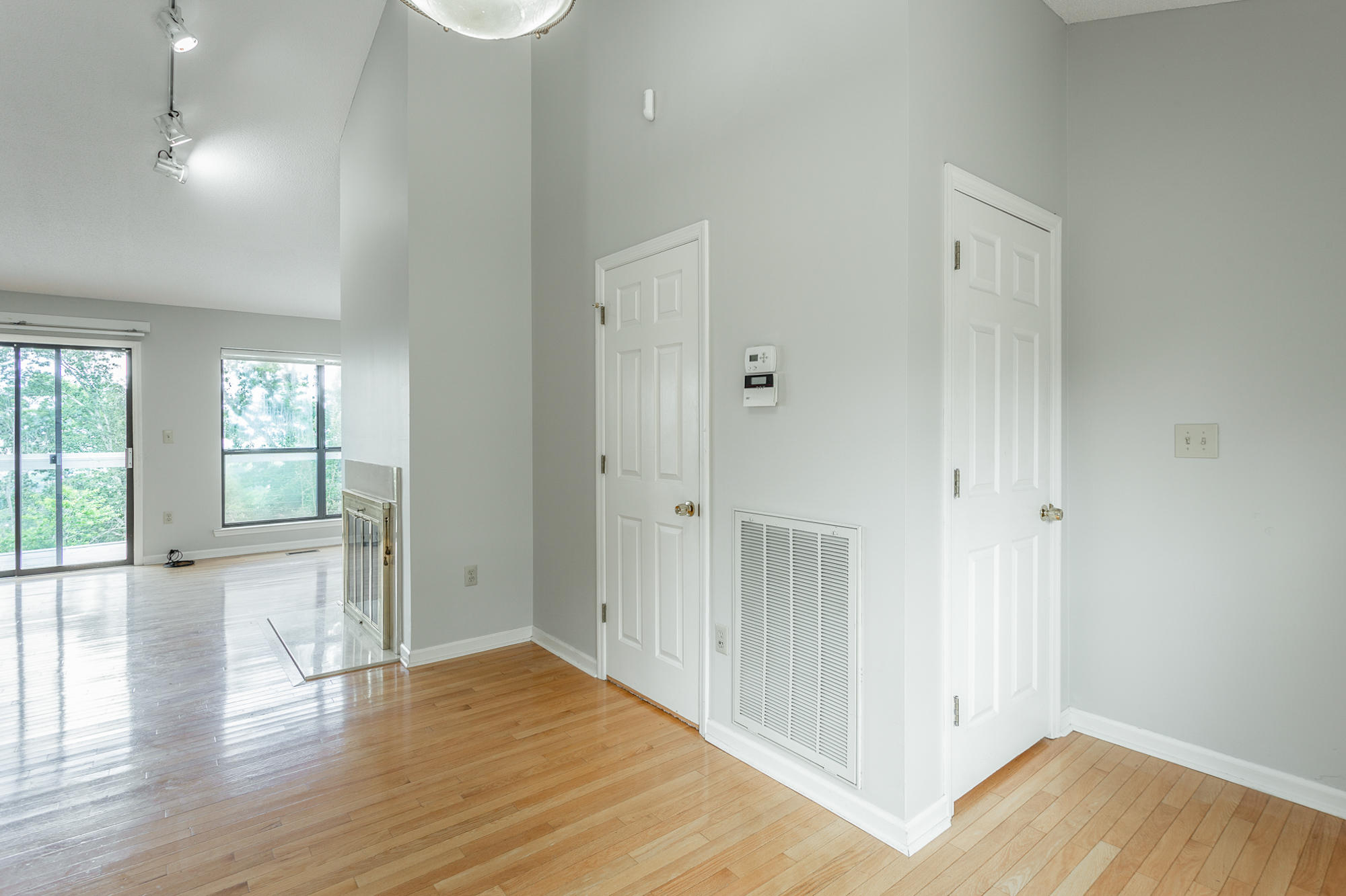 101 North Crest Road Chattanooga, TN 37404 - Photo 25 of 85 101 N Crest Rd. HD-24