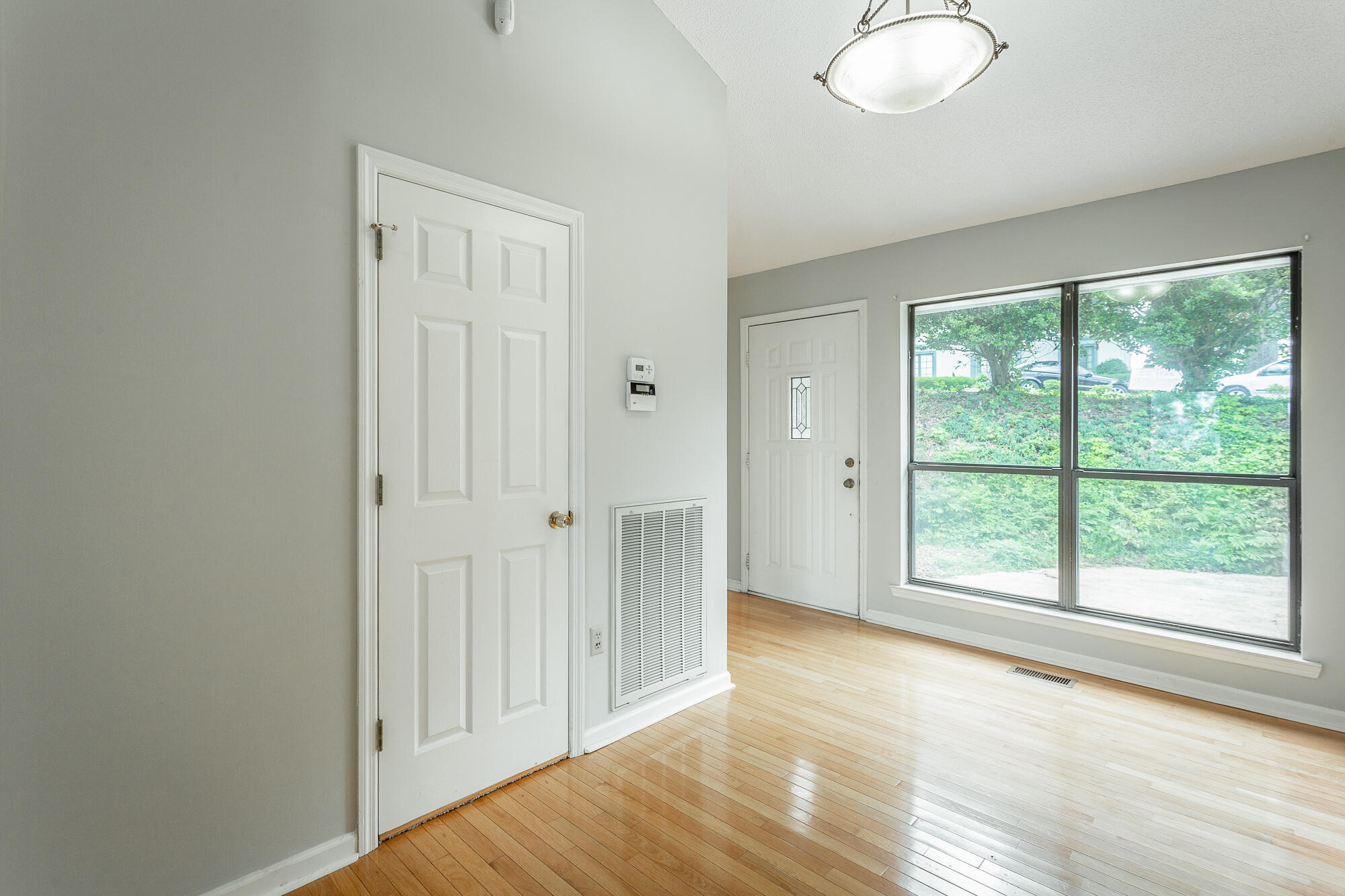 101 North Crest Road Chattanooga, TN 37404 - Photo 26 of 85 101 N Crest Rd. HD-25