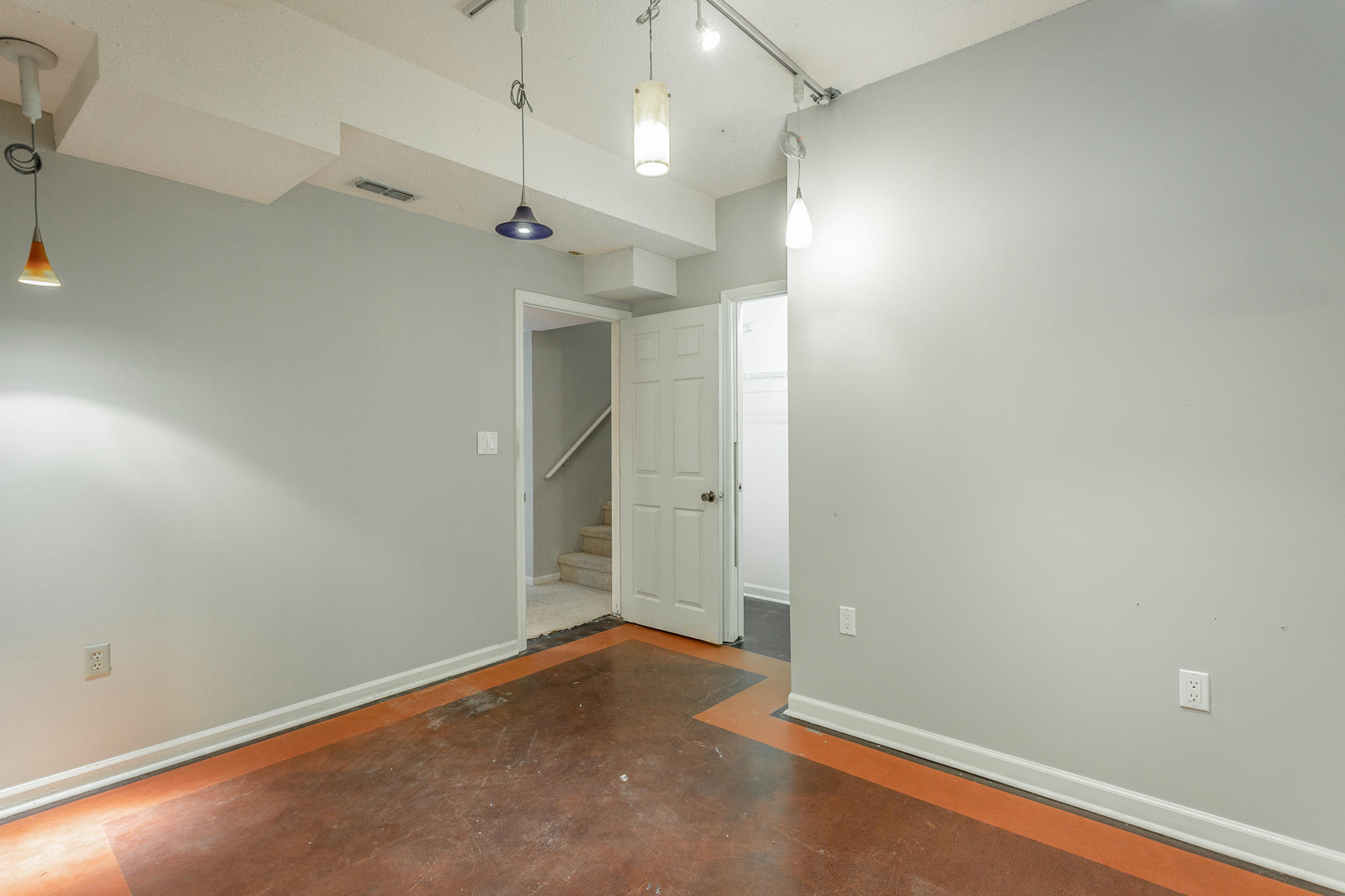 101 North Crest Road Chattanooga, TN 37404 - Photo 36 of 85 101 N Crest Rd. HD-35