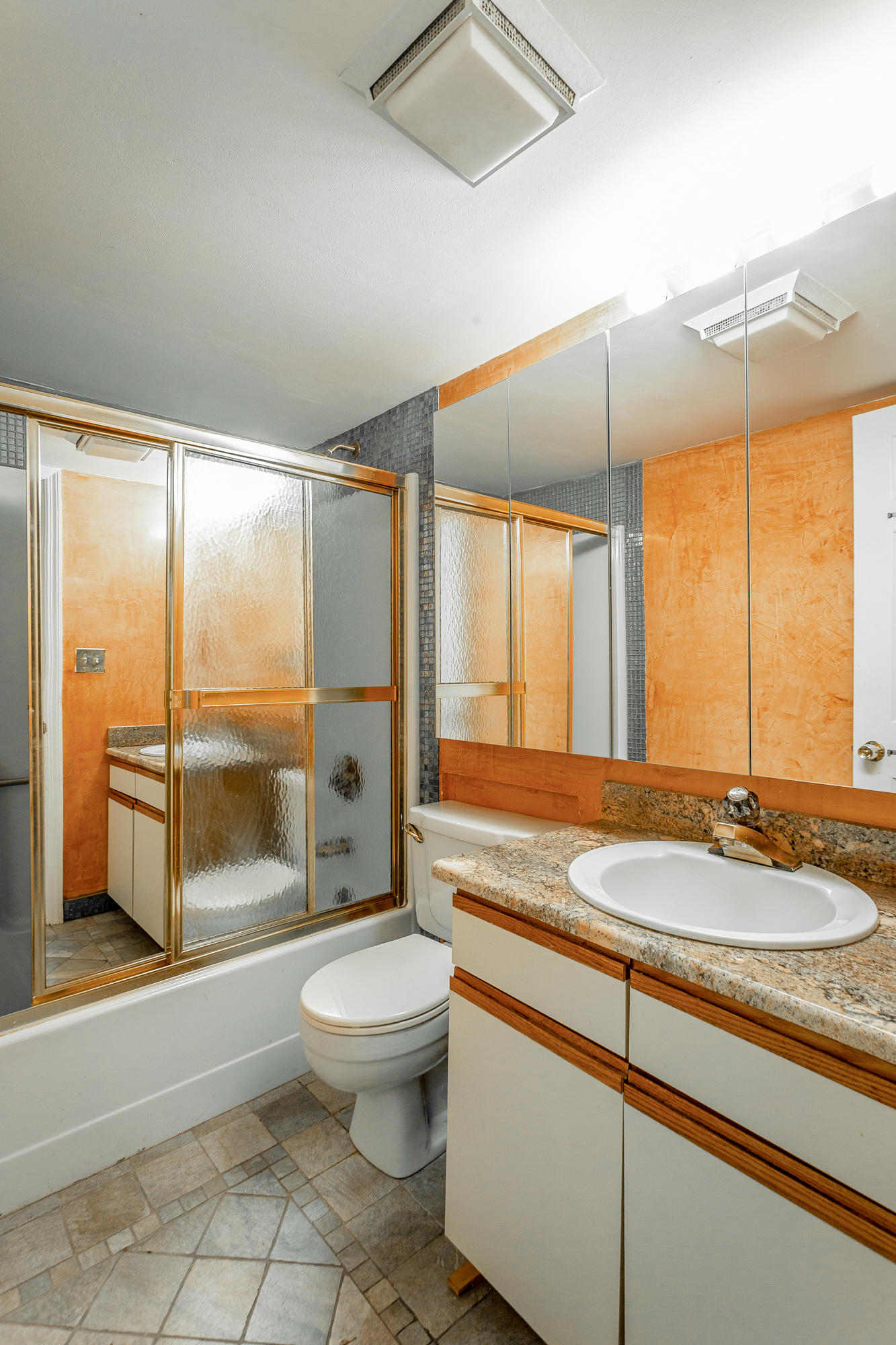 101 North Crest Road Chattanooga, TN 37404 - Photo 37 of 85 101 N Crest Rd. HD-36