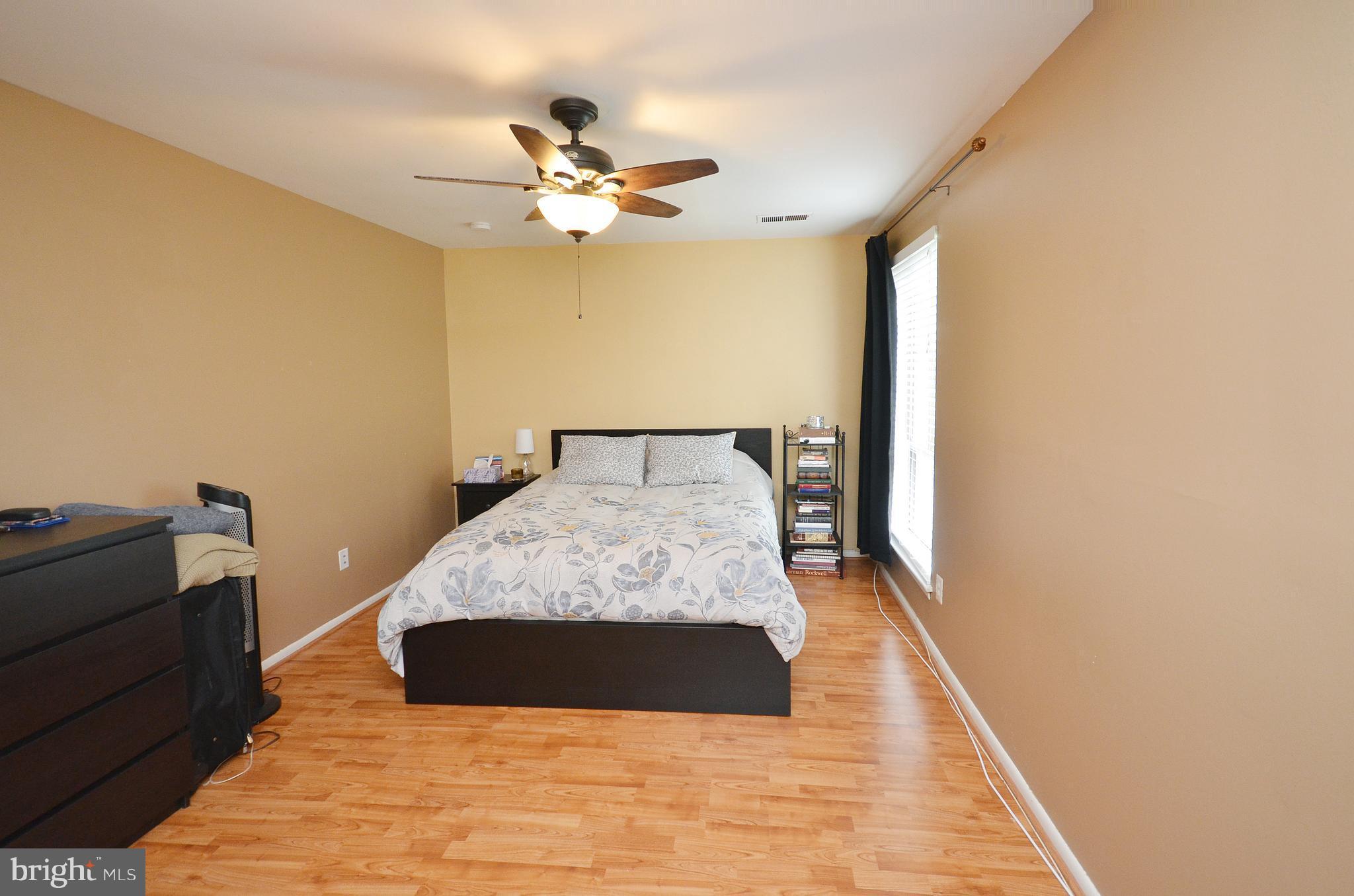 11232 Chestnut Grove Square, Unit 335 Reston, VA 20190 - Photo 16 of 27 Bedroom (Master)
