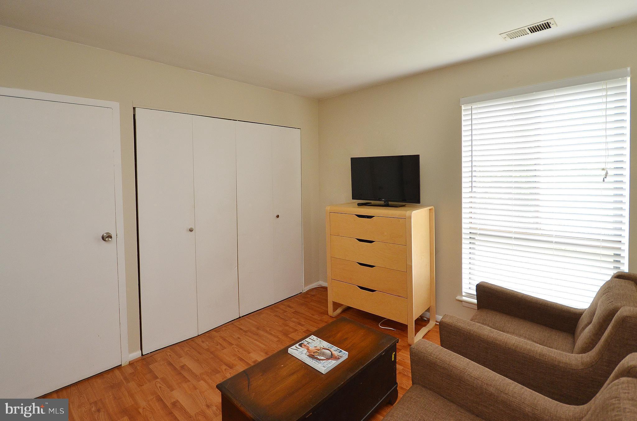 11232 Chestnut Grove Square, Unit 335 Reston, VA 20190 - Photo 20 of 27 Bedroom