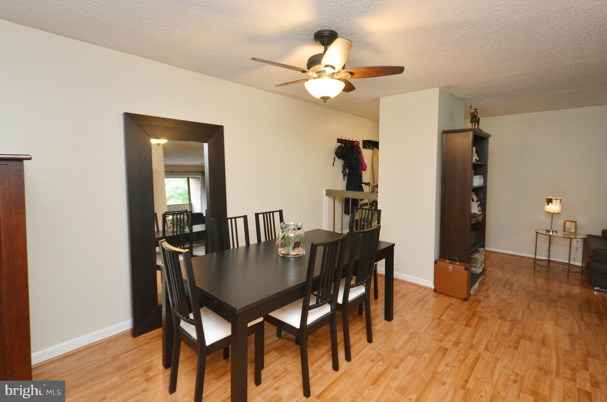 11232 Chestnut Grove Square, Unit 335 Reston, VA 20190 - Photo 6 of 27 Dining Room